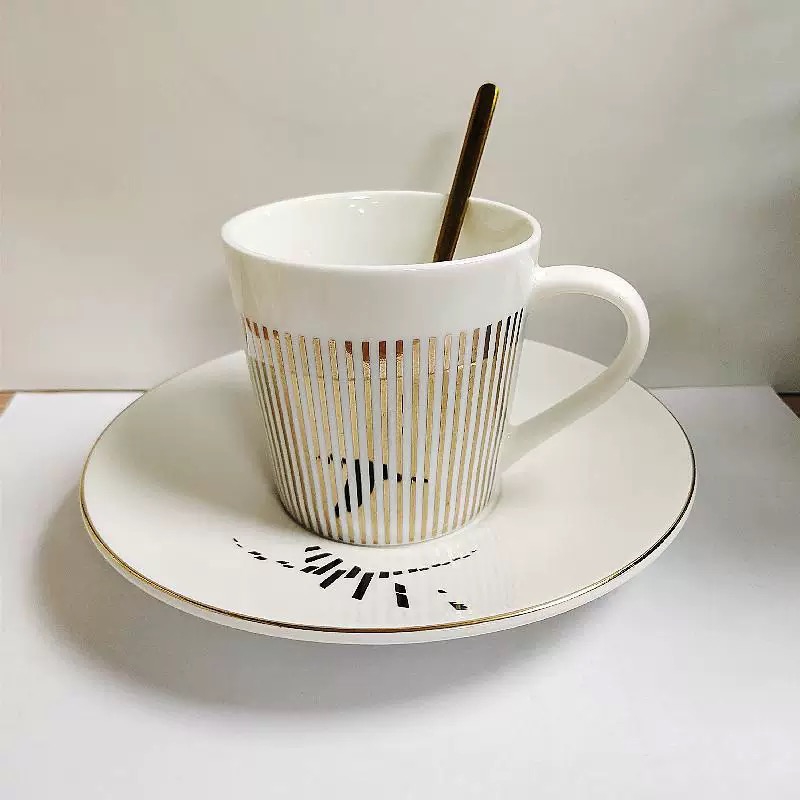 2022 Gift Hand Make Reflection Coffee Cup Mirror Mug and Wood Saucer Set