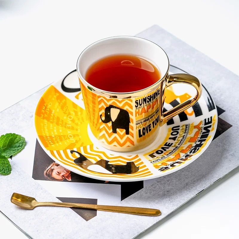 Creative Mirror Dynamic Reflection Reflective Ceramic Mug High Quality and Interesting Coffee Cup and Saucer