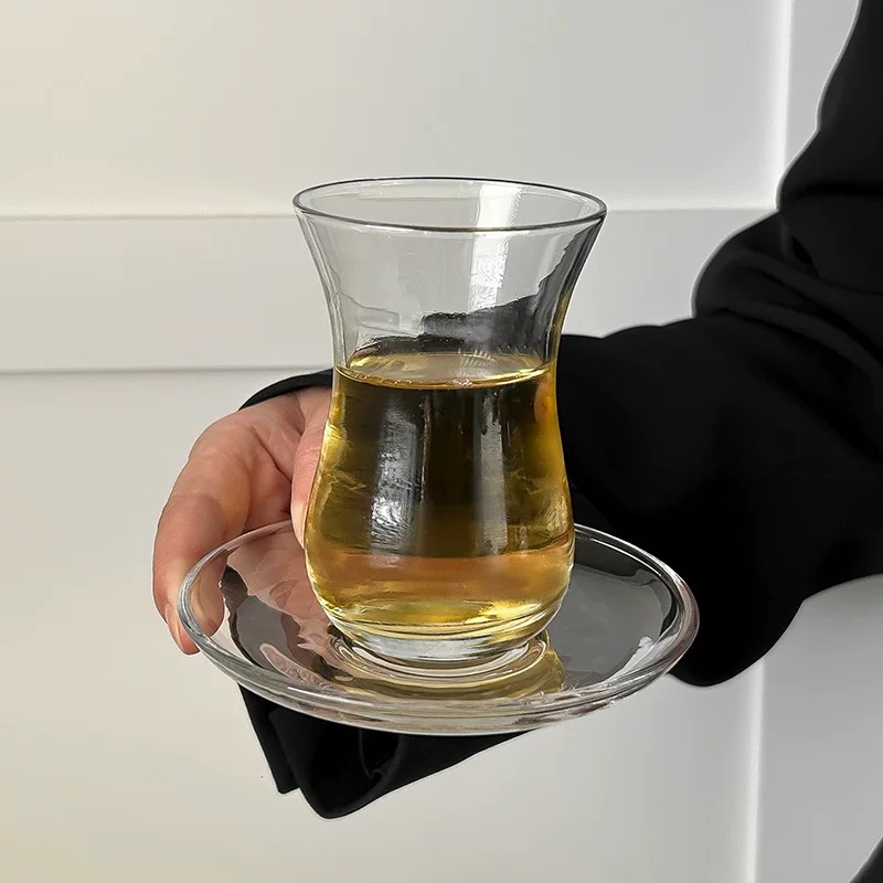 High-Quality Large in Sale Borosilicate Glass Black Tea Cups
