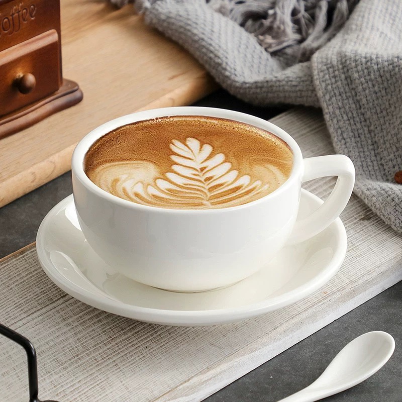 Special Home Porcelain Restaurant Ceramic Hotel Tableware  Simple White Tea and Coffee Cup Set With Saucer