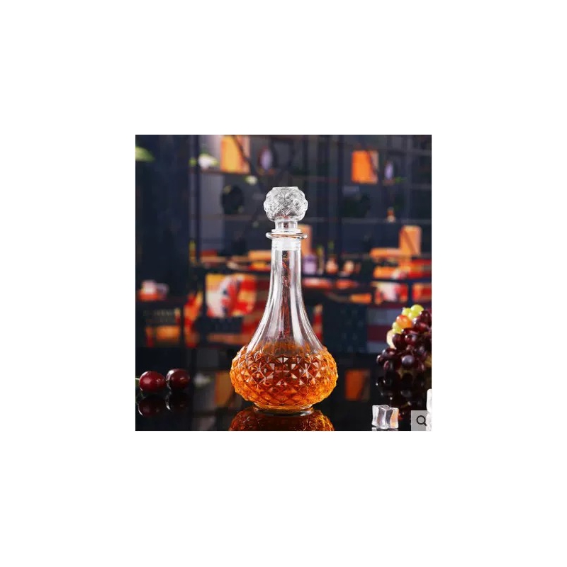 Crystal Whiskey Decanter Glass Decanter Tower Shape Crystal Wine Decanter Set for Home bar