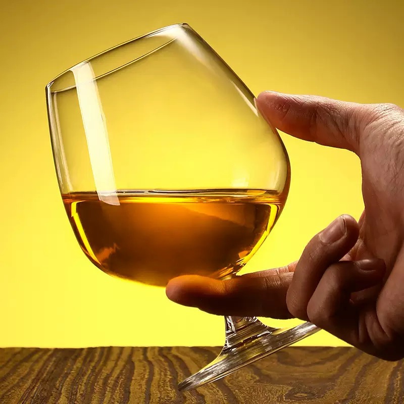 Wholesale Hot Sale Custom Logo Bar Wine Whisky Brandy Glass Cup Banquet Party Large Capacity Glass Material Spirits Bantam Cup